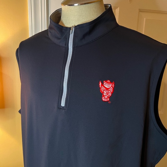 EEUC Men's Peter Millar Crown Sport Galway Stretch Quarter Zip Vest NC State XXL - Picture 2 of 3